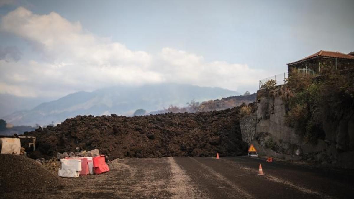 La lava del volcán avanza por La Palma.