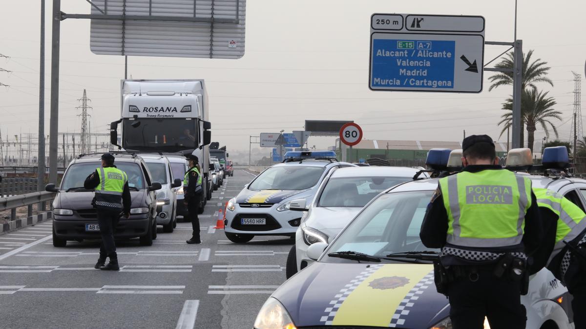 Controles el pasado viernes en la carretera Elche-Crevillent