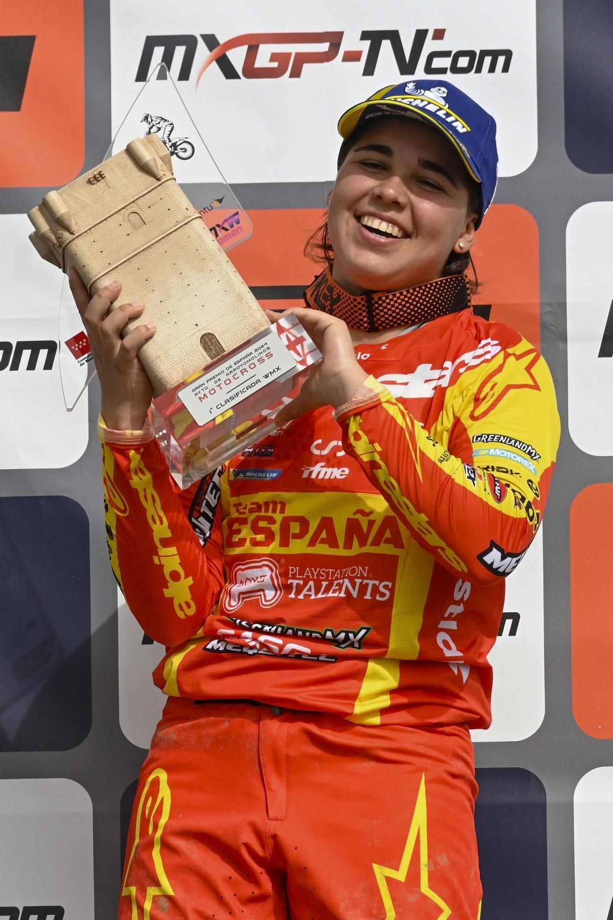Daniela Guillén, primera mujer española campeona del mundo de motocross (WMX)