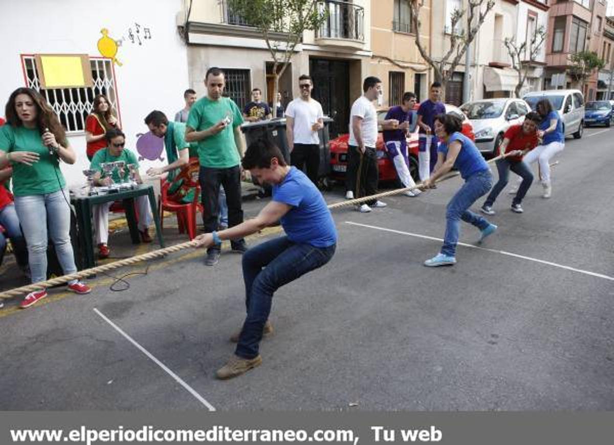 GALERÍA DE FOTOS - Fiestas de San Pascual concurso de tiro de cuerda