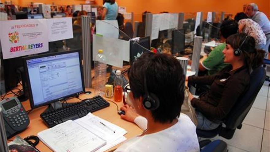 Da positivo por coronavirus un empleado de Emergia en Córdoba, una empresa de teleoperadores con 957 trabajadores