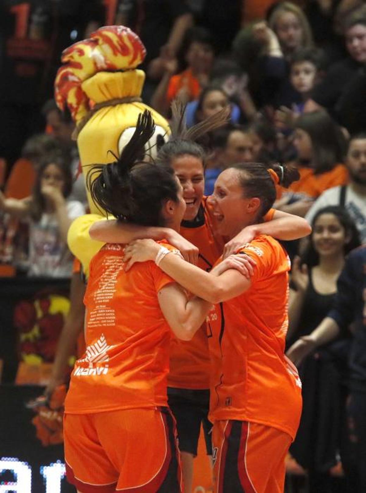 El Valencia Basket Femenino asciende a la Liga Día