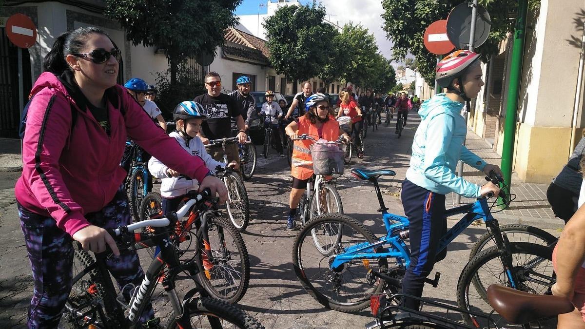 Una edición anterior de la Marcha en Bici Cañero-Campo de la Verdad.