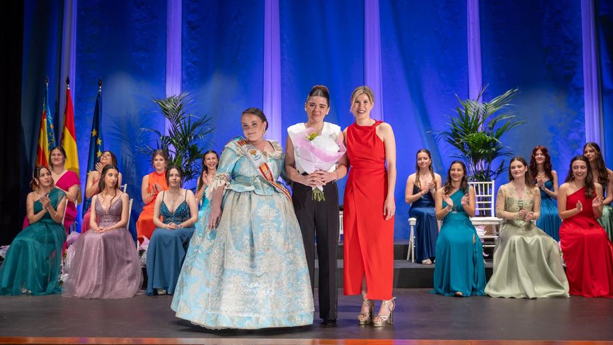 Lucía Morales Murcia elegida Reina de las Fiestas del Santísimo Cristo de l’Alfàs 2025