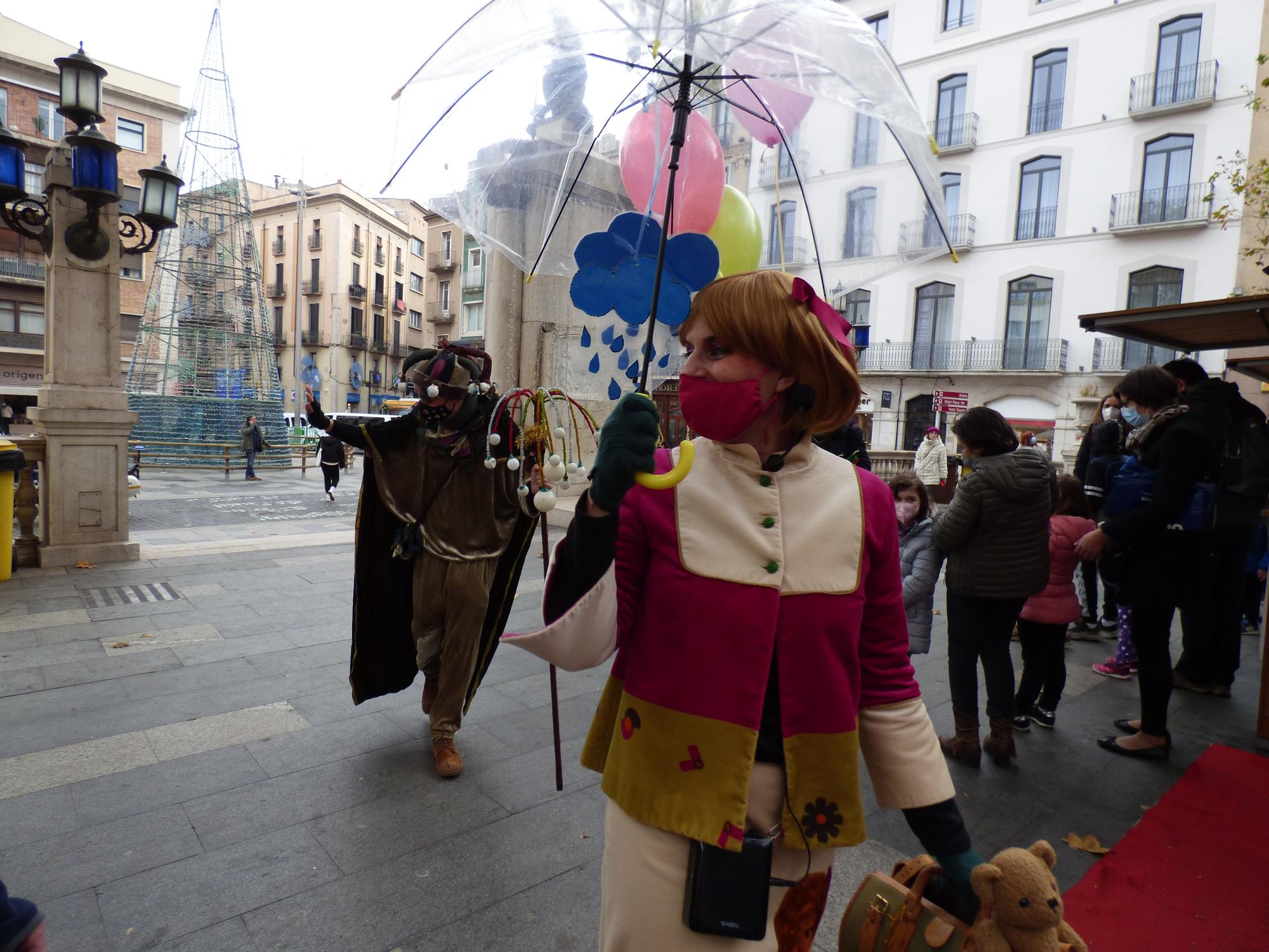 En Fumera es deixa veure per Figueres acompanyat de la Nadalina i la Bel