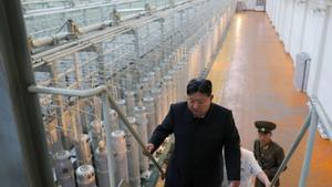 Corea del Nord ensenya per primer cop les plantes per enriquir urani