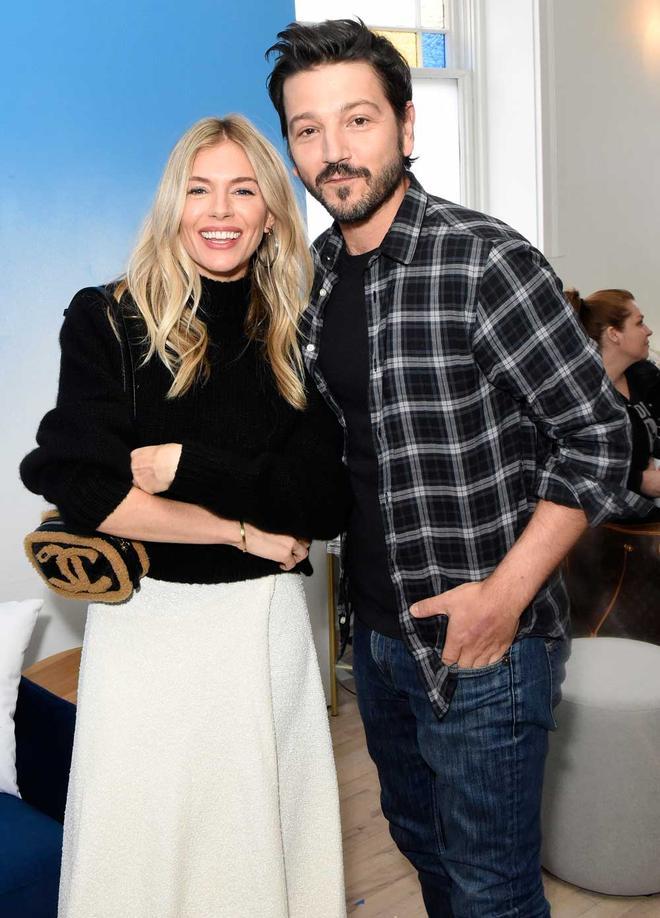 Sienna Miller y Diego Luna, en el Festival de Sundance