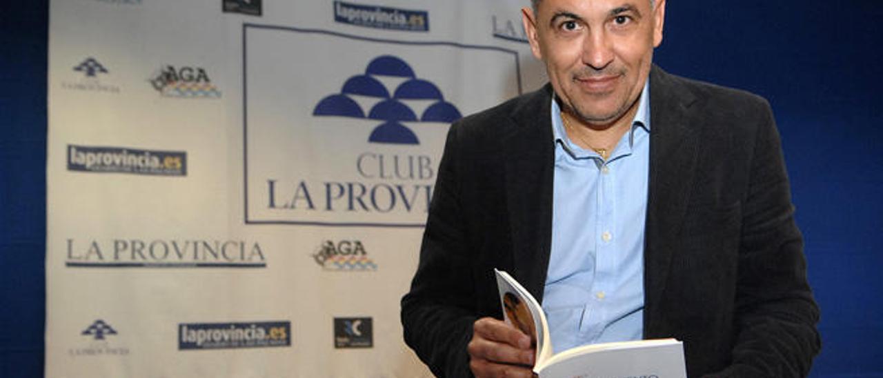 El escritor Luis Rivero Afonso en el Club LA PROVINCIA.