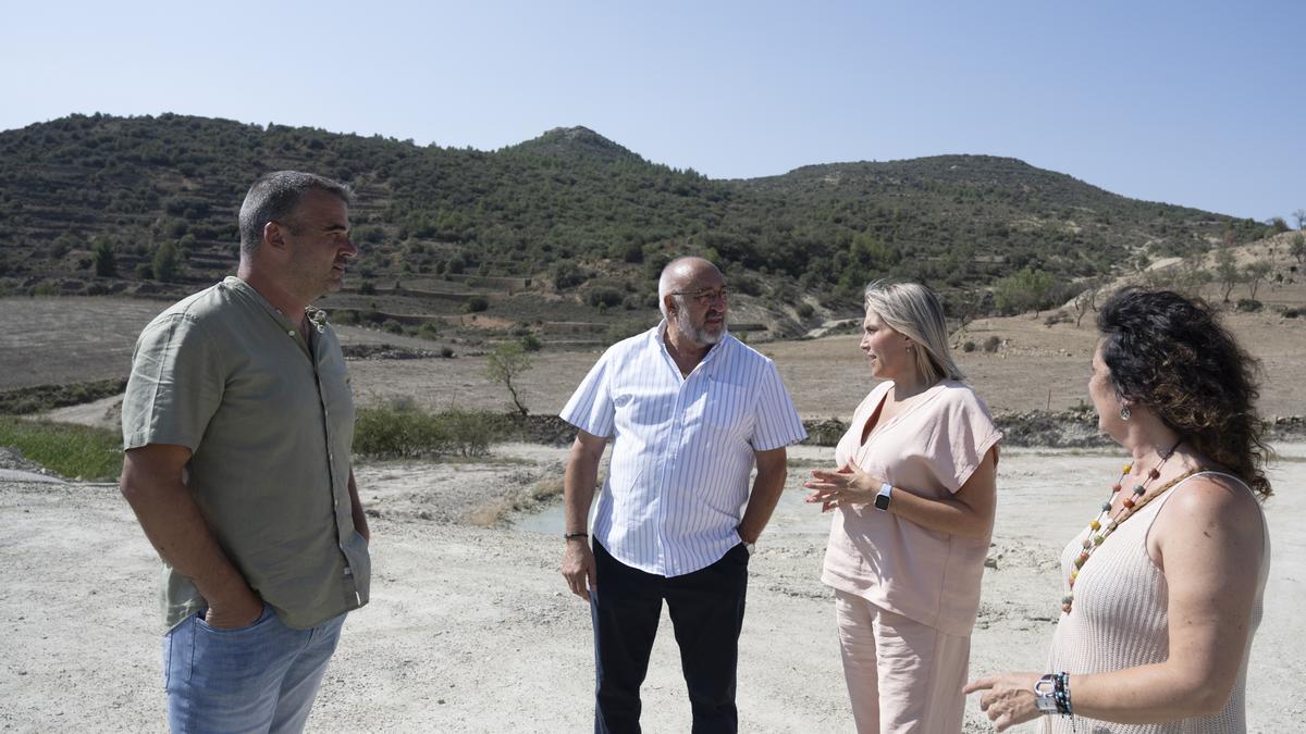 La presidenta de la Diputación, Marta Barrachina, en una visita reciente a Todolella.