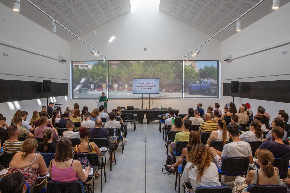 Formación de personal de Renfe en Vilanova i la Geltrú.