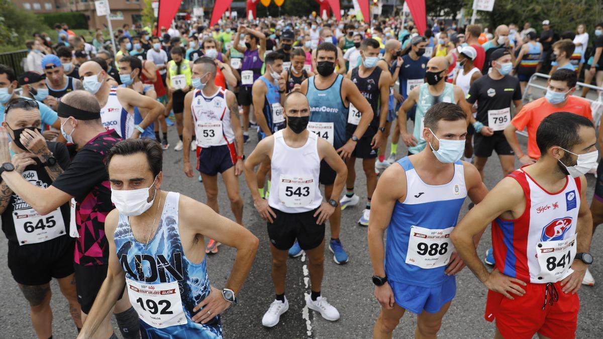 En imágenes: así fue la Media Maratón de Gijón