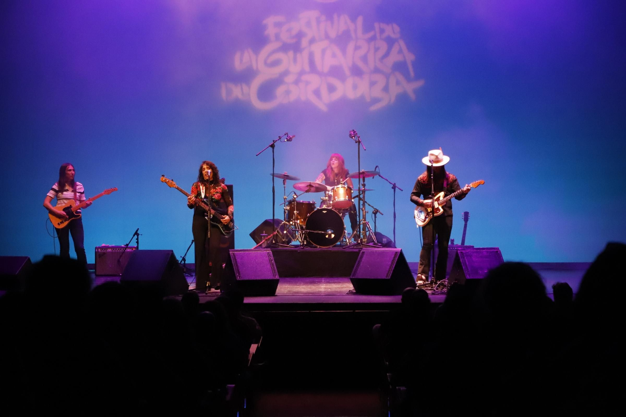 Danielle Nicole Band emociona en el Festival de la Guitarra