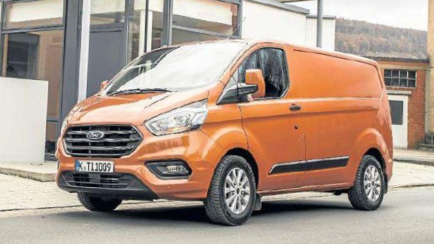 La nueva Ford Transit Custom, a punto