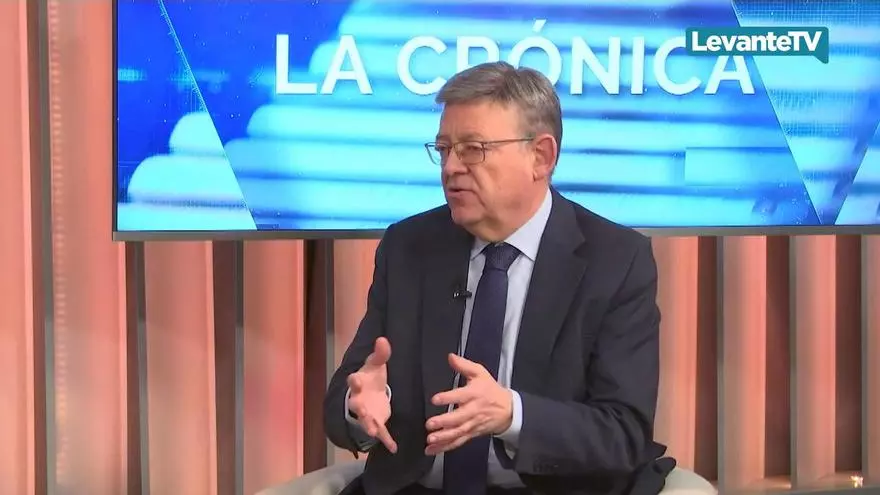 Ximo Puig, primer invitado en `La Crónica´ de Levante Televisión