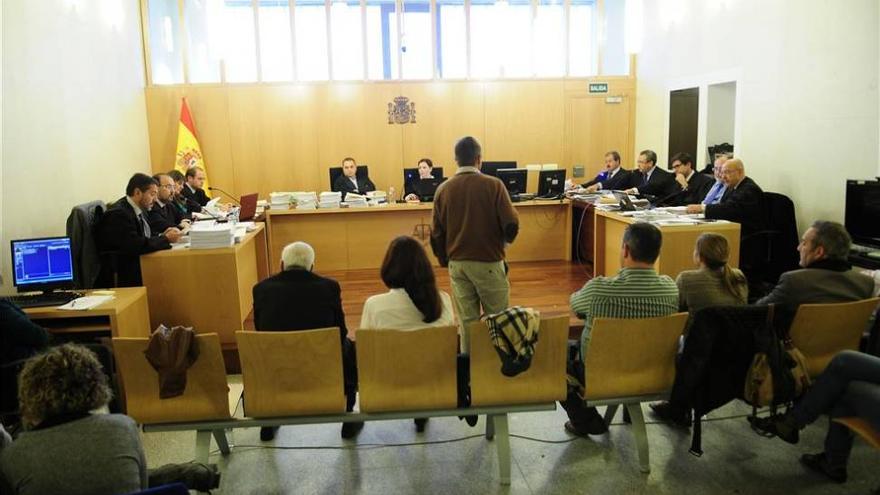 La Audiencia estima, en parte, los recursos de los condenados por el caso Plasencia