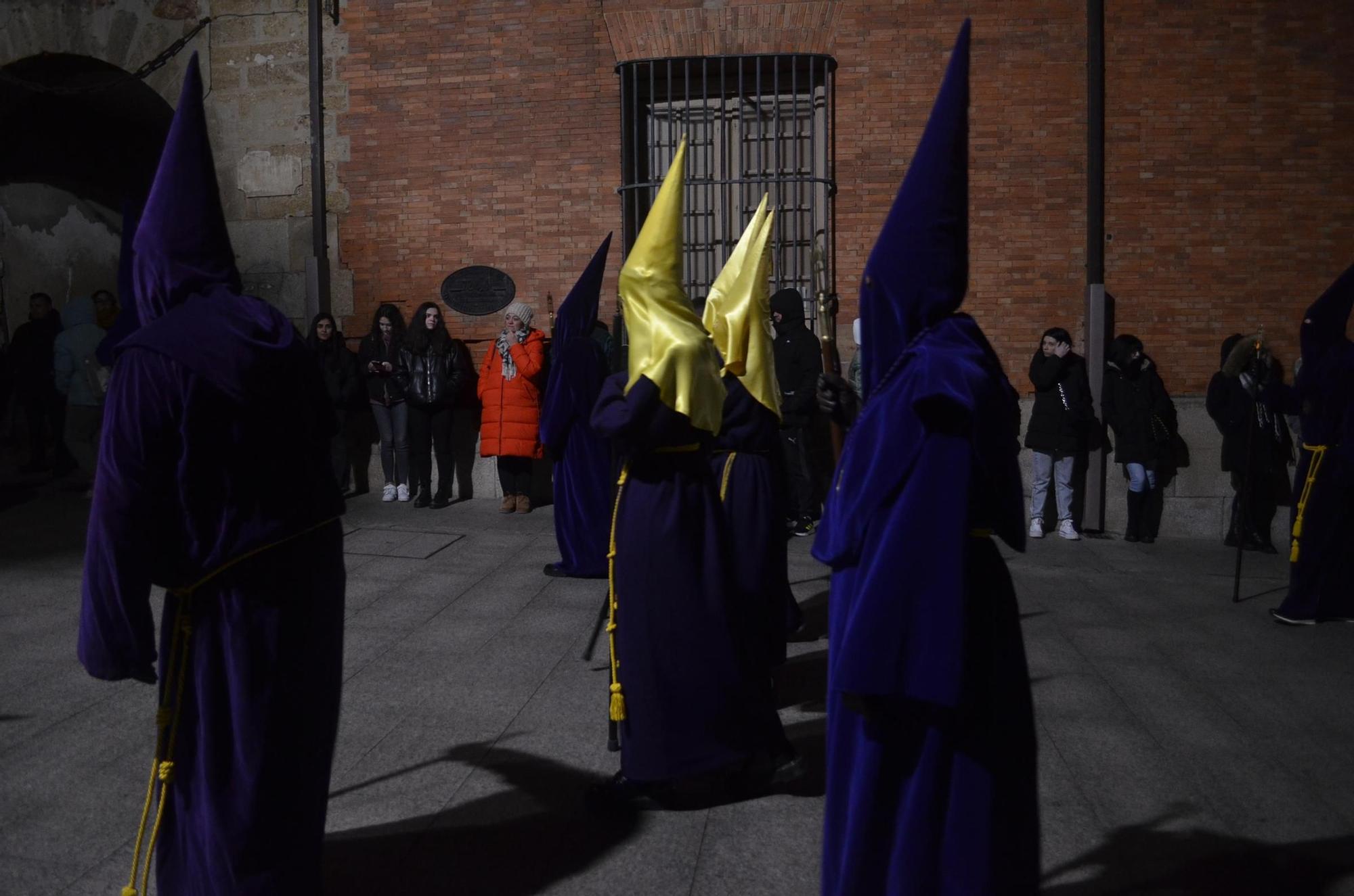 Semana Santa Benavente 2024: La Procesión de las Tinieblas, paso a paso