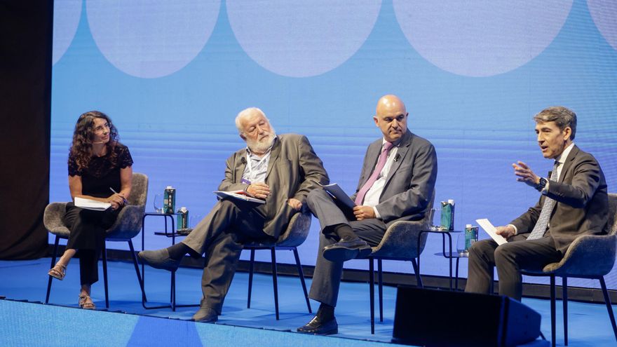Vicent Marí, presidente de Ibiza: «No sobran turistas, sino la oferta ilegal, que nos ha llevado hasta aquí»