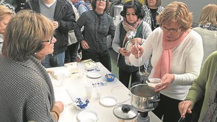 La Tapa Solidaria recauda 3.000 euros para Cáritas, La Providencia y Acoes