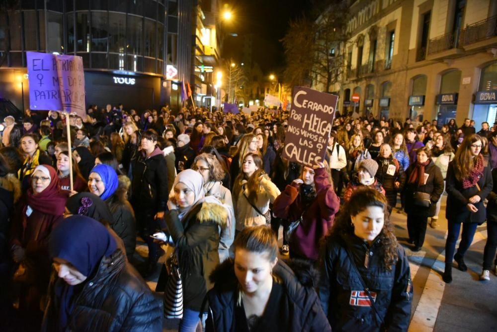 Manifestació feminista a Manresa