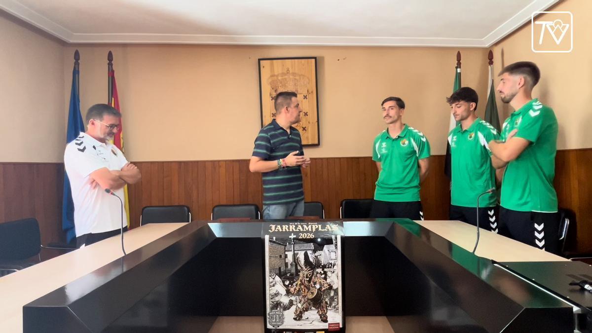 Vídeo | El Cacereño es recibido en Piornal por el alcalde