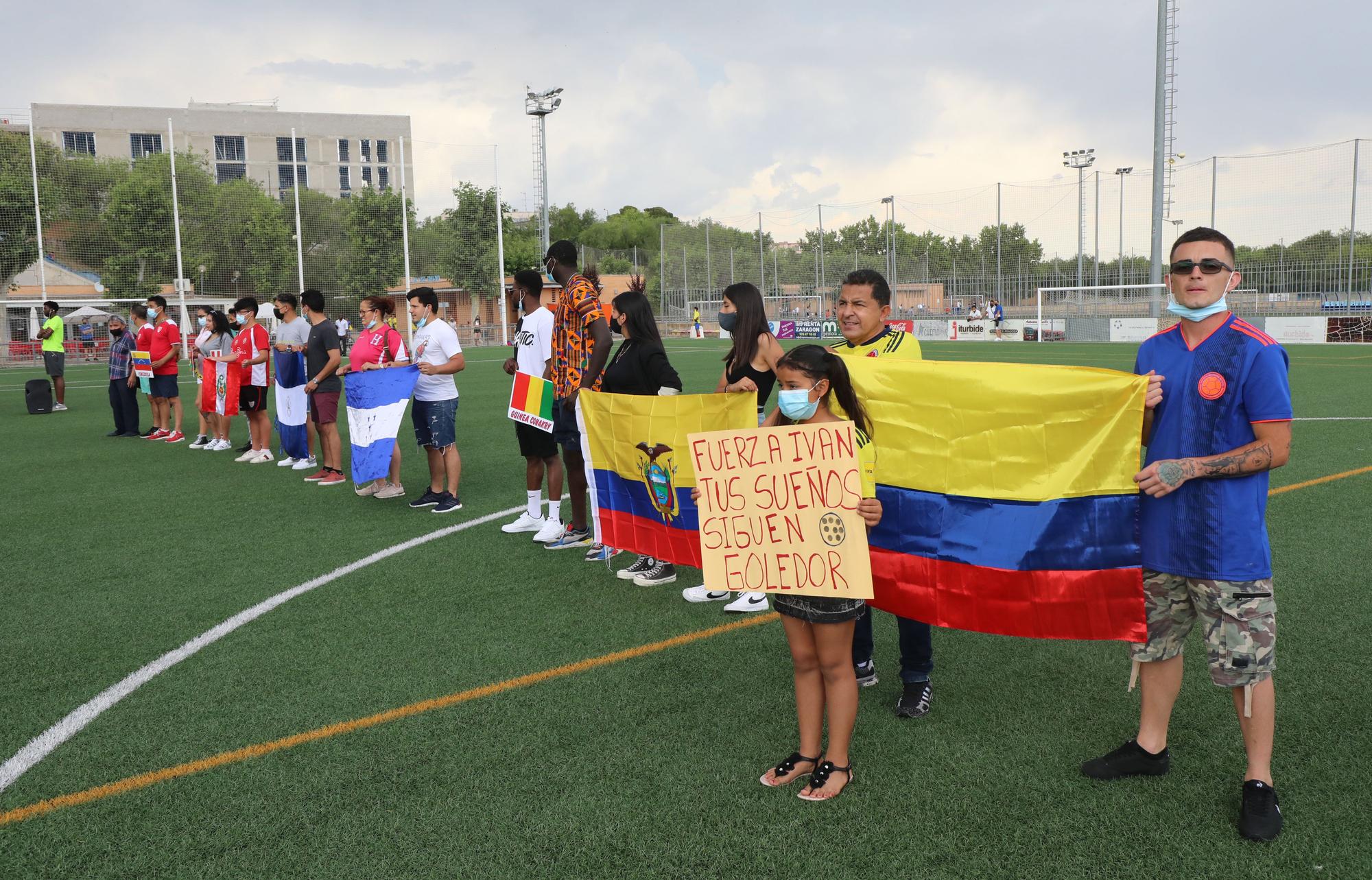 Mundialito de la Integración en el campo del Santo Domingo Juventud