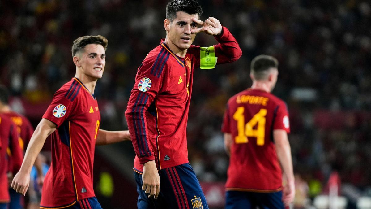 Morata: &quot;Tenemos mucha ilusión en el futuro y ganar una Eurocopa o Mundial sería increíble&quot;.