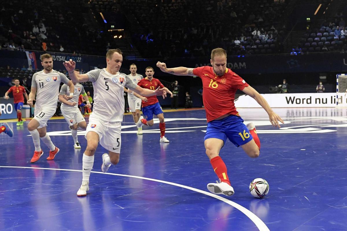 España se mete en semifinales del Europeo de fútbol sala tras ganar con  comodidad a Eslovaquia