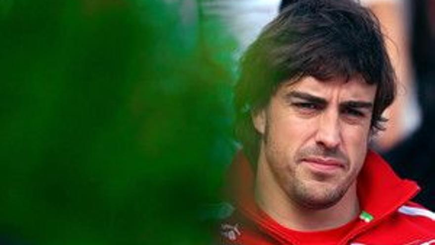 Alonso: &quot;Parecía que los Red Bull nos iban a doblar y no&quot;