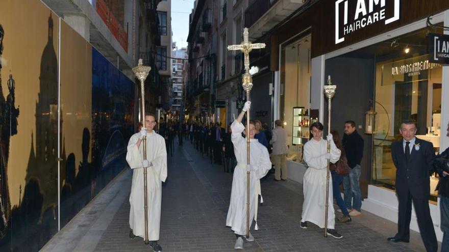 La procesión de la Virgen del Olvido marcha desde San Bartolomé
