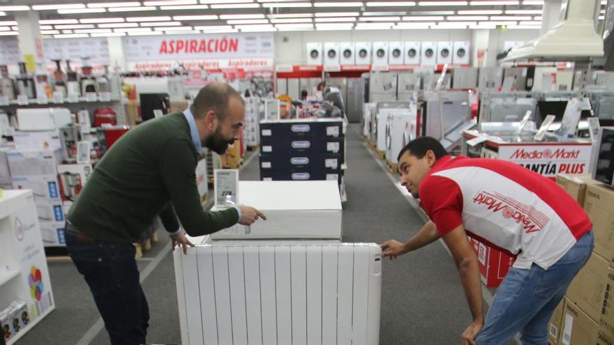 El frío dispara la venta de calefactores - La Opinión de Málaga