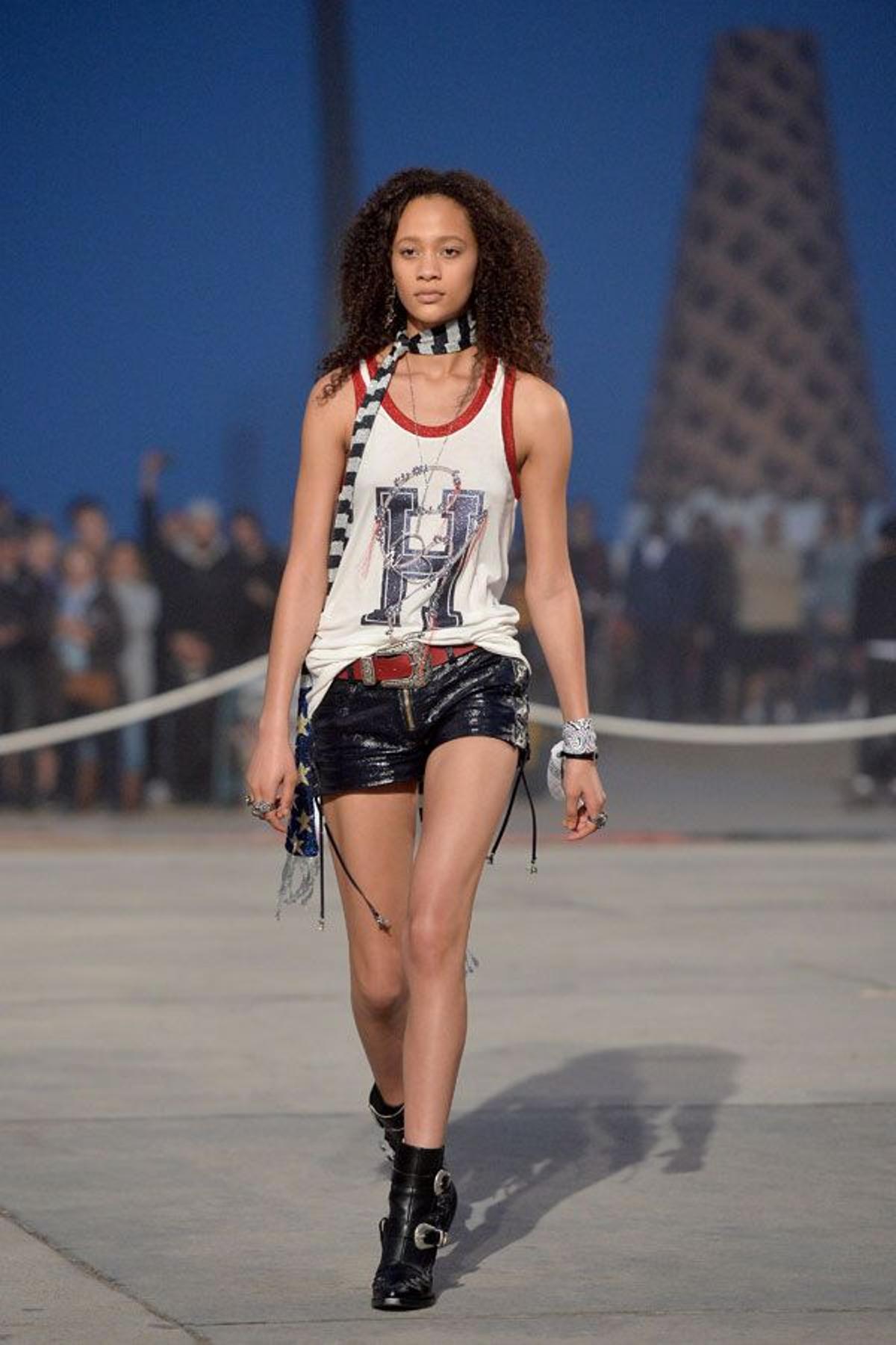 Tommy x Gigi: Shorts más camisetas