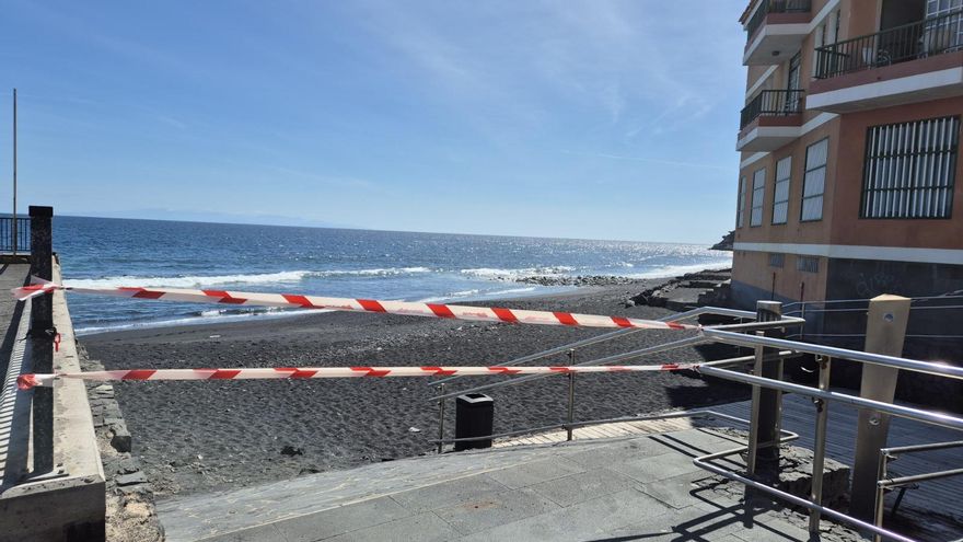 Restroom Access Suspended on Popular Tenerife Beaches