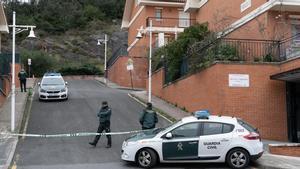 Vista de los alrededores del lugar de la muerte de la mujer, en Castro Urdiales, este jueves.