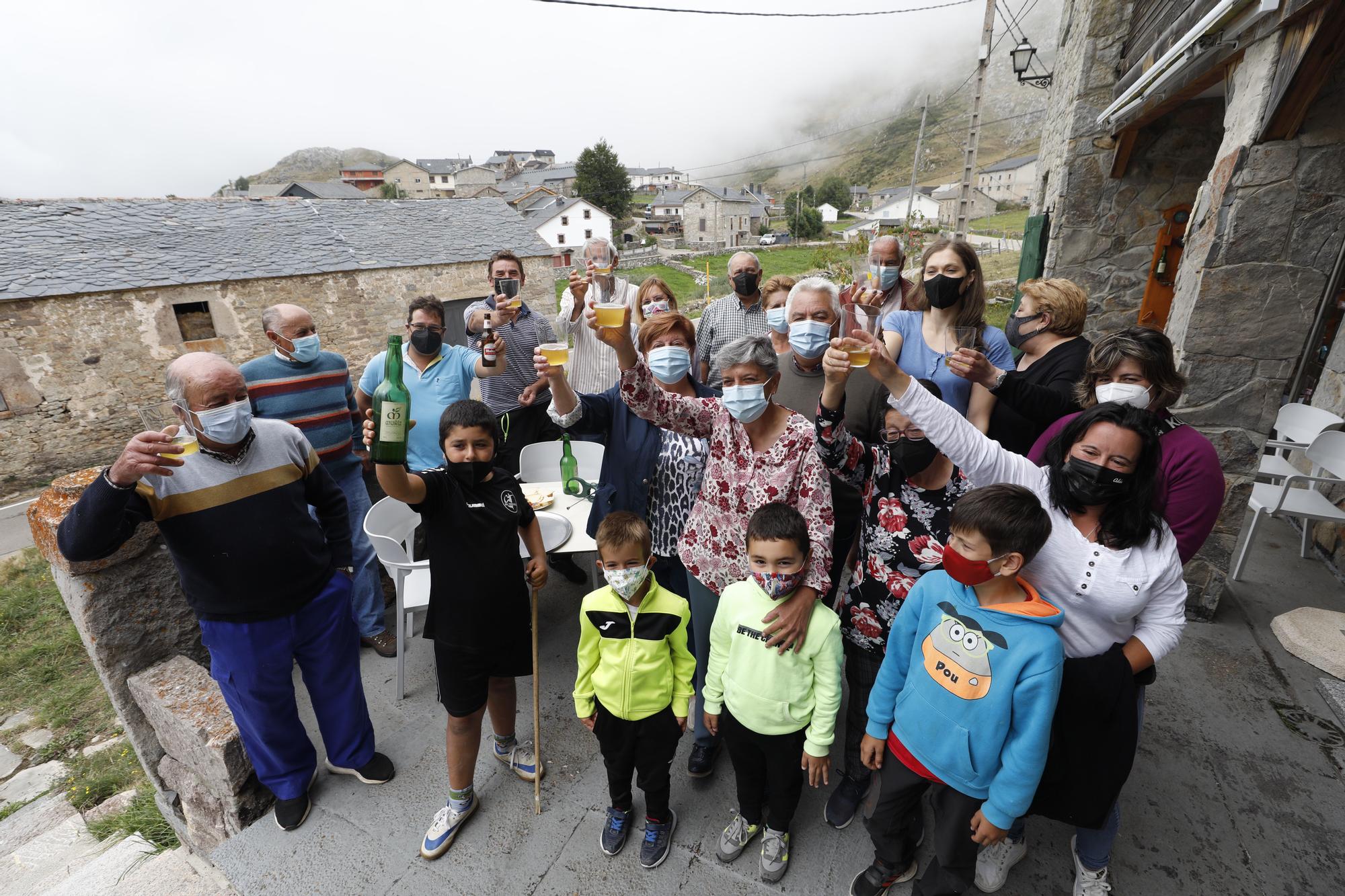 Santa María del Puerto (Somiedo), una fiesta para celebrar el Pueblo Ejemplar