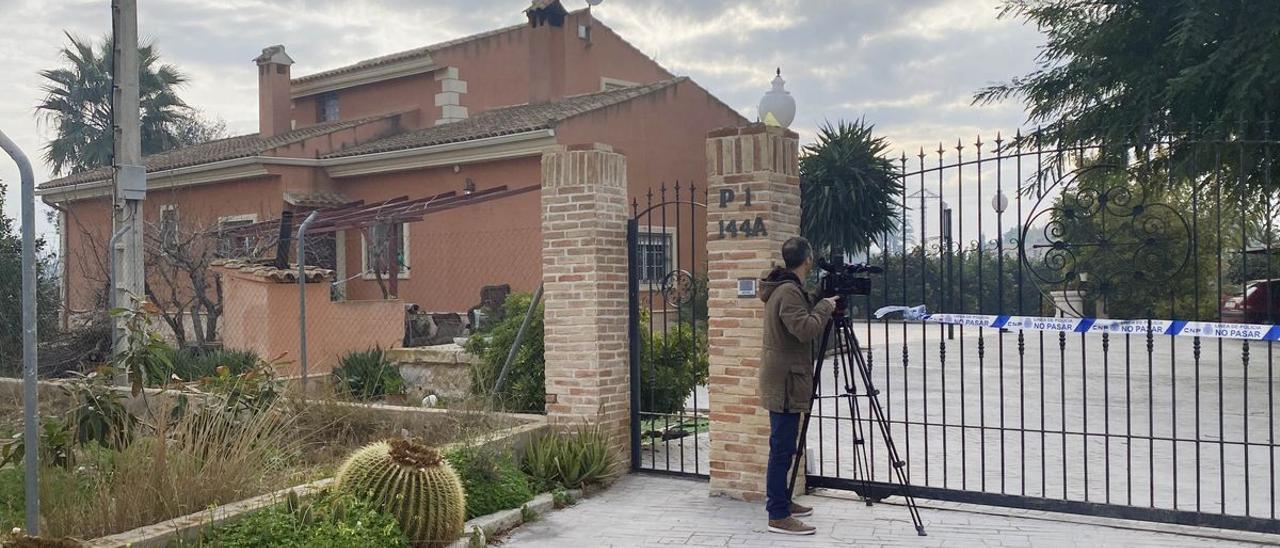 Lugar donde un menor de 15 años mato a sus padres y a su hermano en Elche.