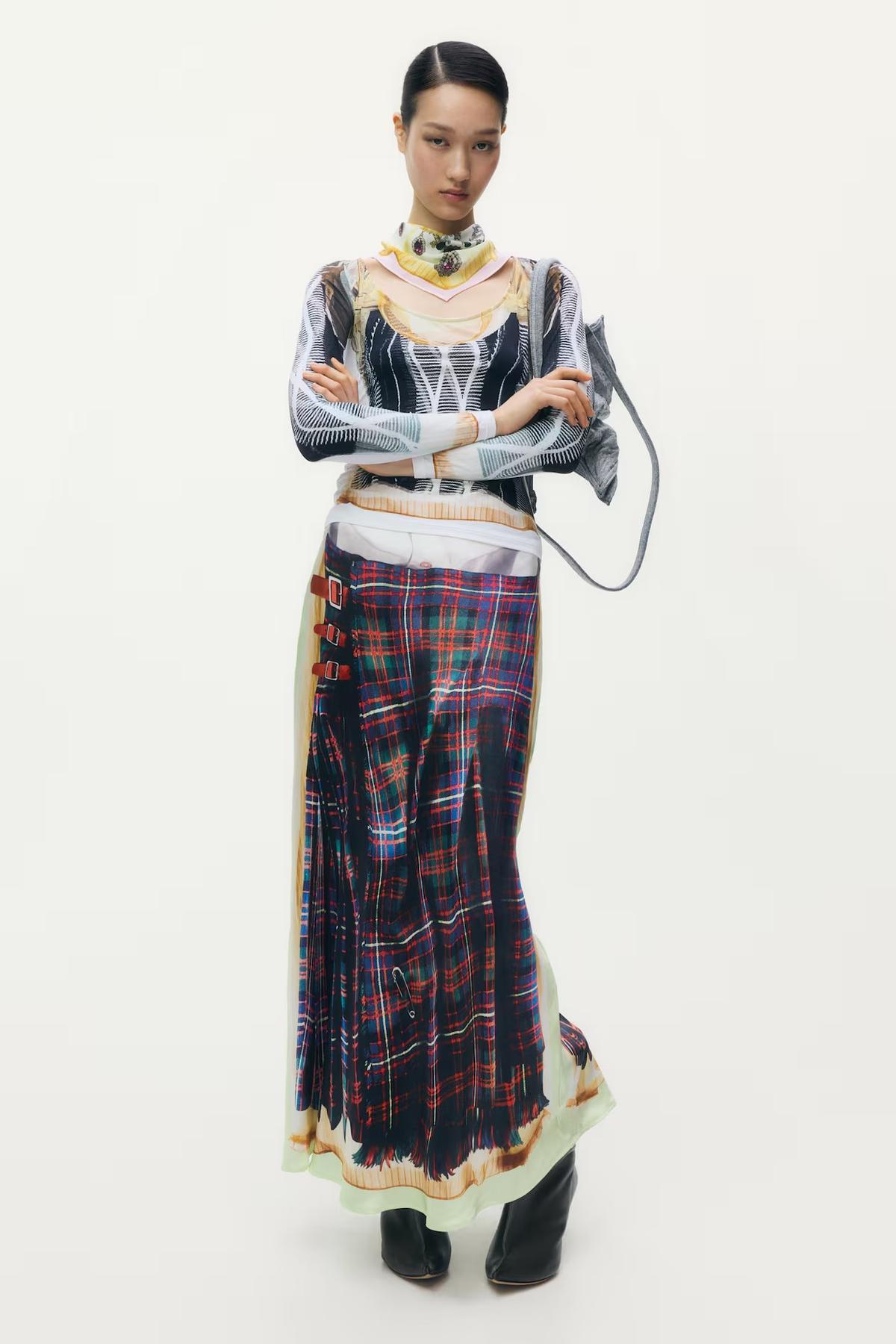 Falda escocesa con trampantojo.