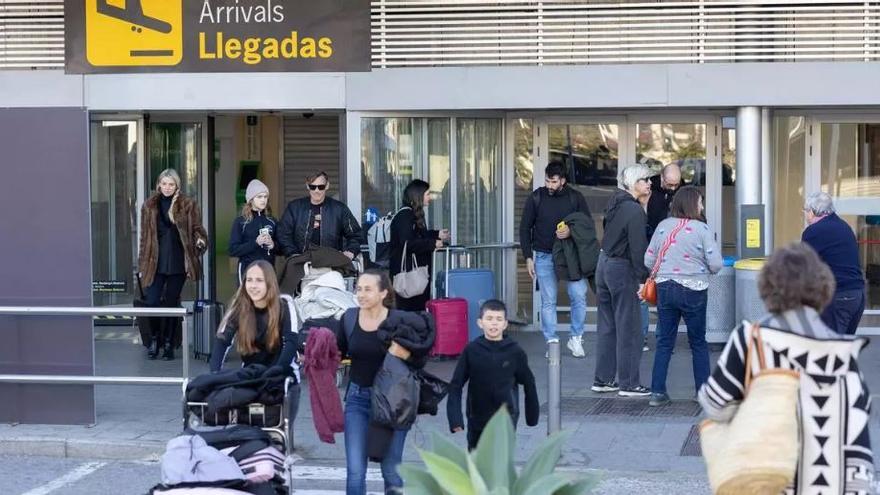 ¿Qué es la &#039;ETA&#039; y qué requisitos necesitarán los ibicencos para ir a Reino Unido a partir de abril?