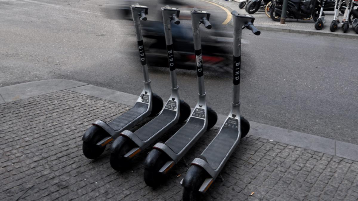 Los patinetes siguen prohibidos dentro del transporte público en la Comunidad de Madrid