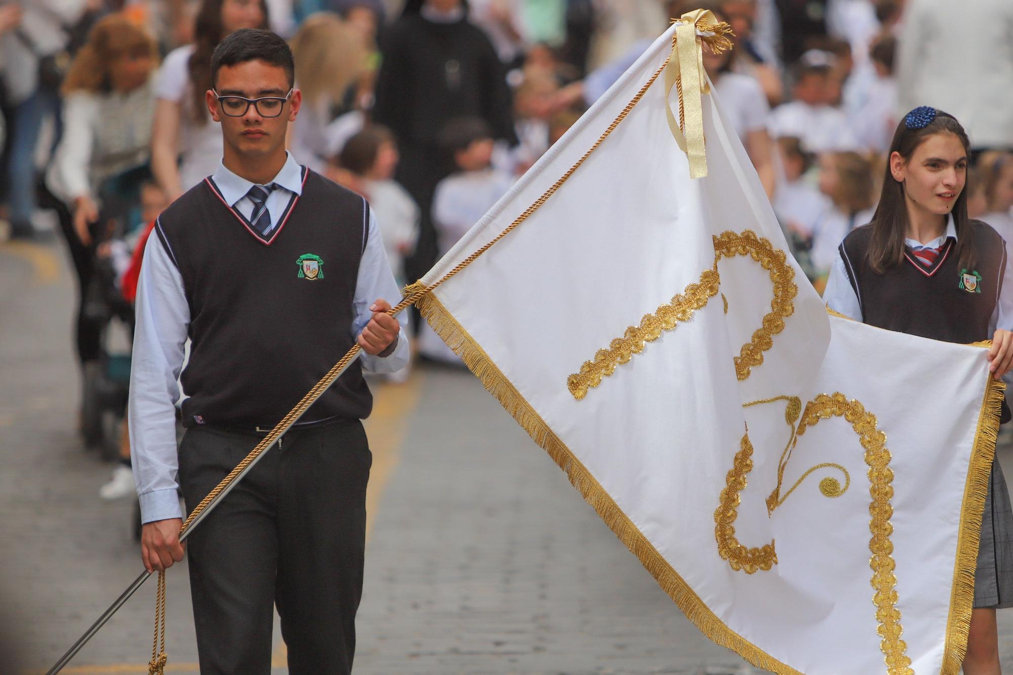 Procesión infantil del Santo entierro y Resurrección Colegio Oratorio Festivo de Orihuela