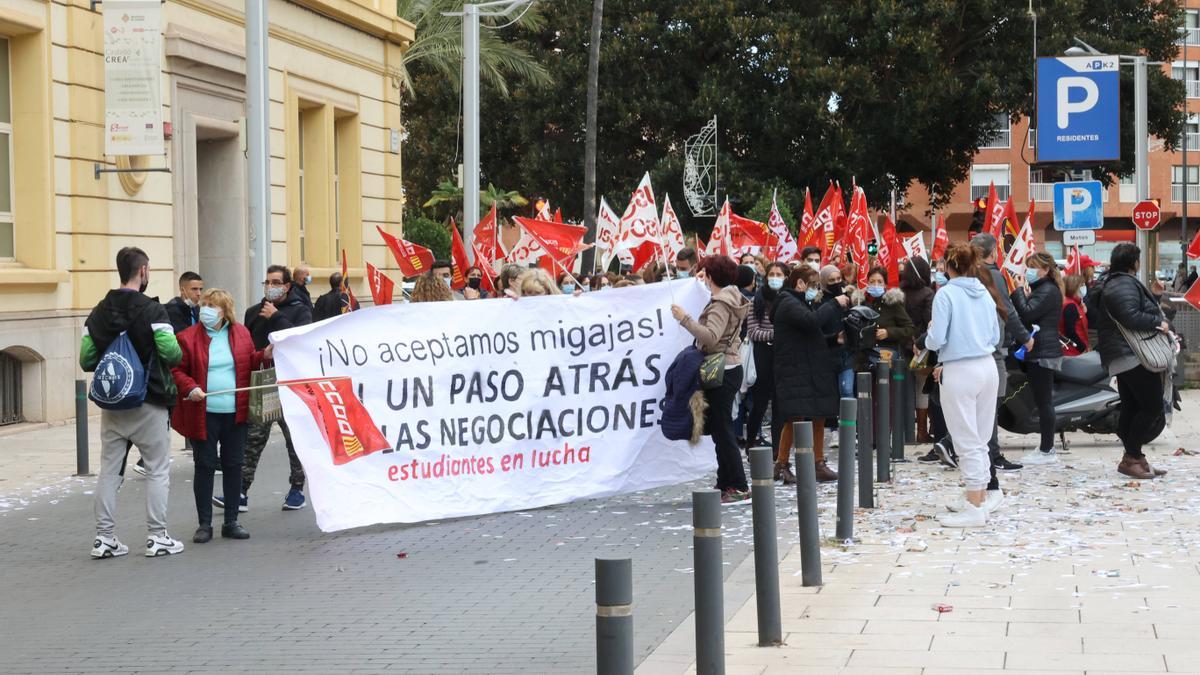 MANIFESTACION PROTESTA DE LAS TRABAJADORAS DE LA LIMPIEZA.