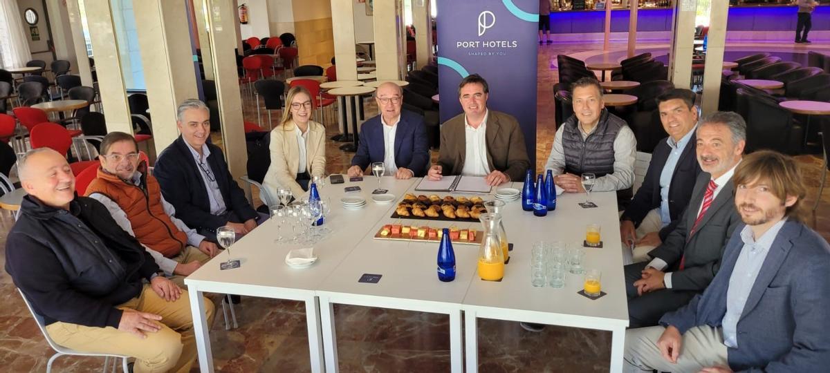 La reunión mantenida este lunes en Benidorm.