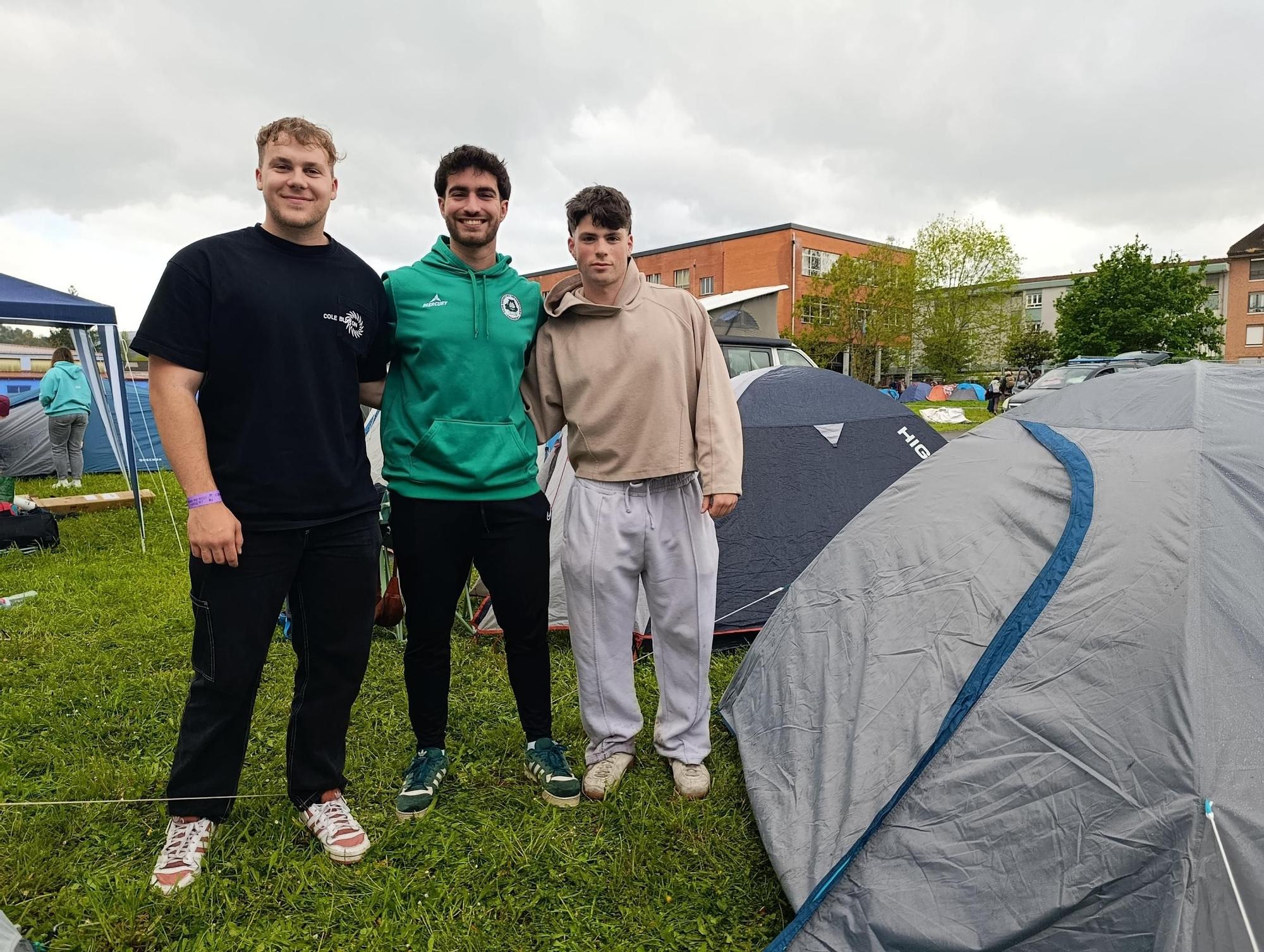El rugby acampa en Grado