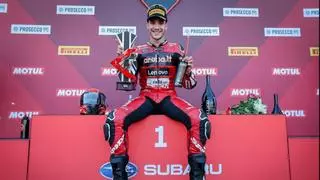 Histórico fin de semana de Iker Lecuona en Donington Park