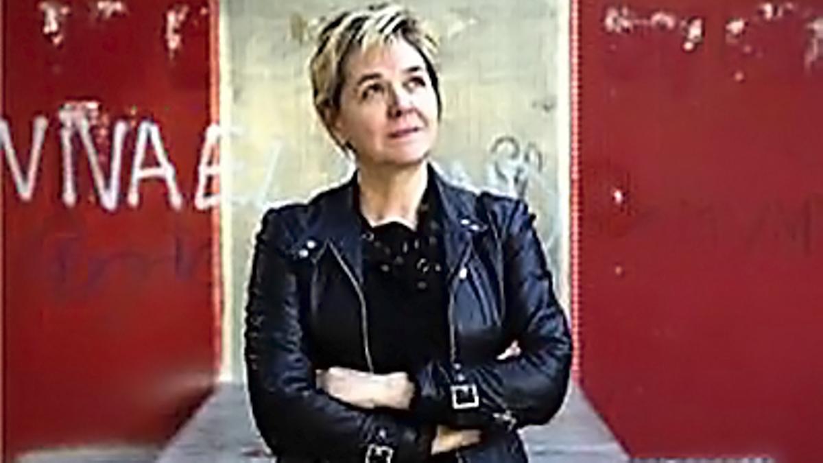 La escritora Marta Marín-Dòmine