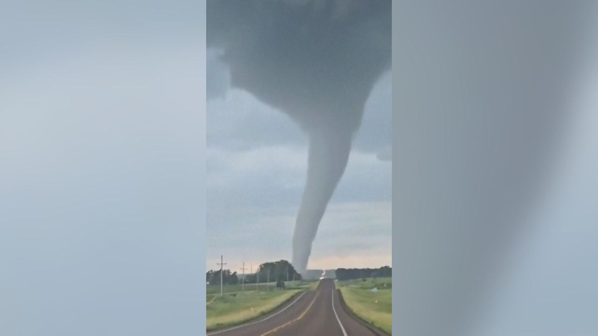Espectaculares imágenes del tornado que azota Dakota del Sur