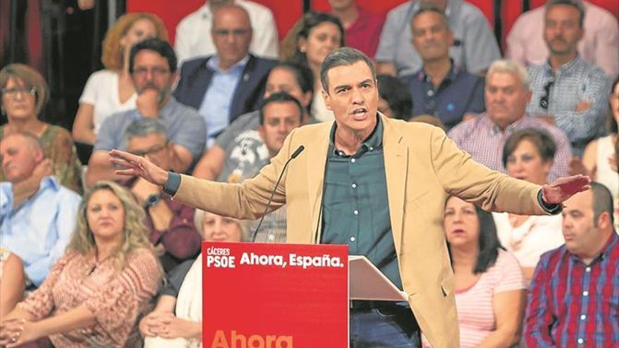 Sánchez aparca su plan federalista y arremete contra el secesionismo