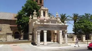 Las dos cofradías con sede en Santa Eulalia, en Mérida, saldrán en Semana Santa desde las traseras del templo