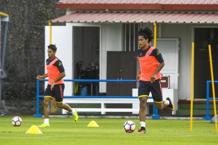 ENTRENAMIENTO DE LA UD LAS PALMAS