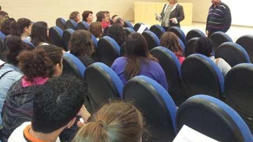 Educación gestiona impartir cursos de la Universidad Internacional del Mar