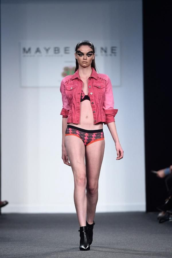 El desfile de maquillaje de Maybelline y Bloomers&Bikini